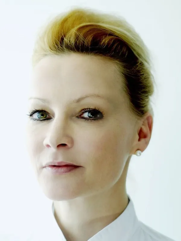 Dr. med. Dr. phil. Anna Erat